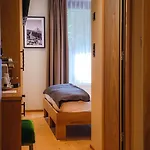 מלון Tannenhof 3*
