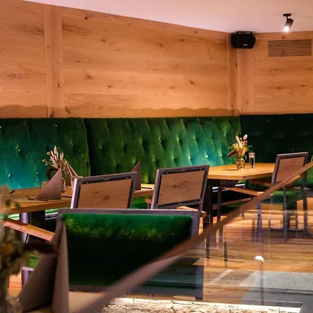 Hotel Tannenhof 3*