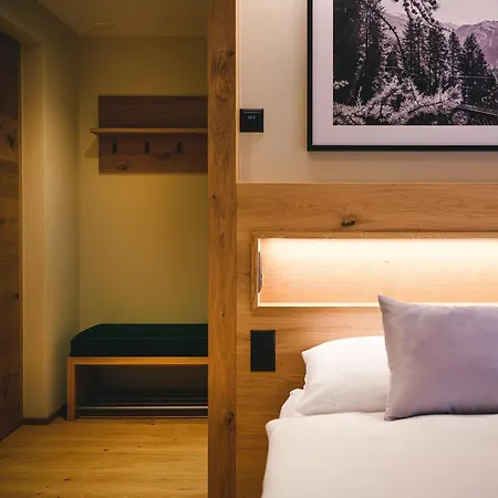 Готель Tannenhof 3*