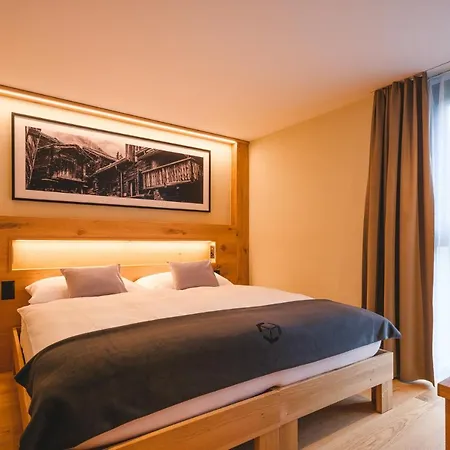 ホテル Tannenhof ツェルマット